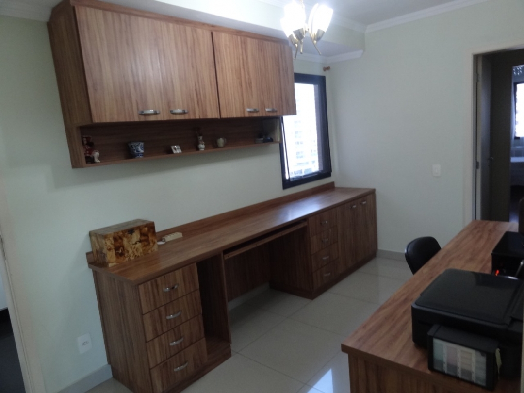 Apartamento à venda com 4 quartos, 209m² - Foto 7