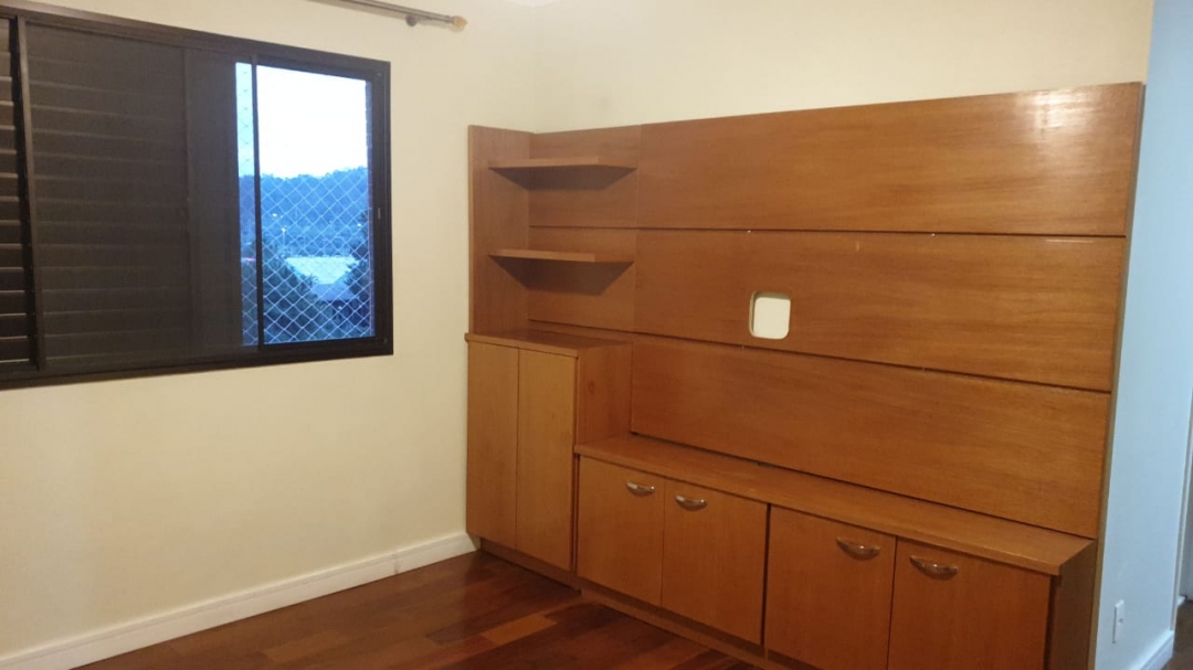 Apartamento à venda com 4 quartos, 209m² - Foto 4