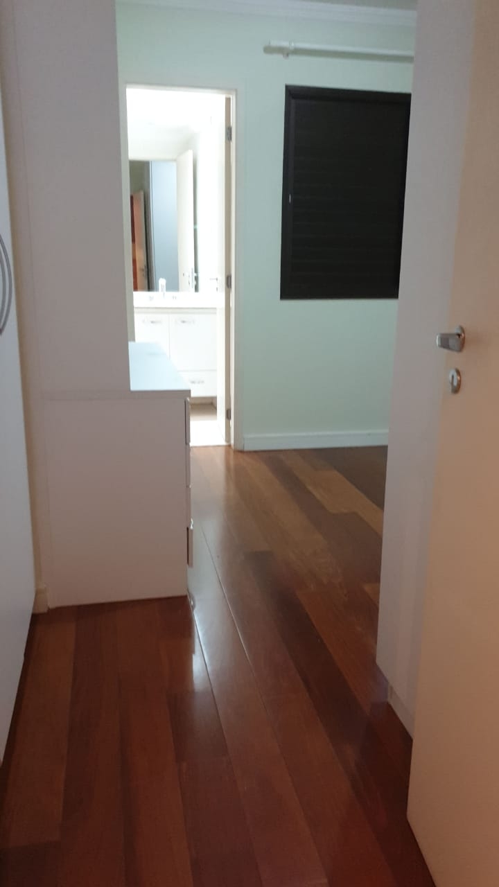 Apartamento à venda com 4 quartos, 209m² - Foto 10