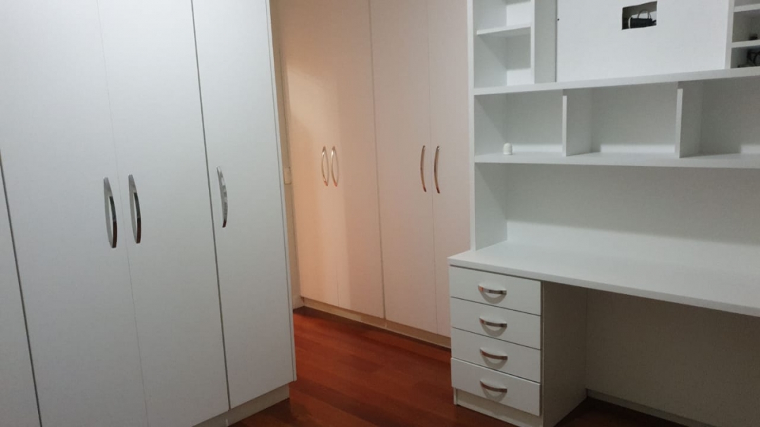 Apartamento à venda com 4 quartos, 209m² - Foto 11