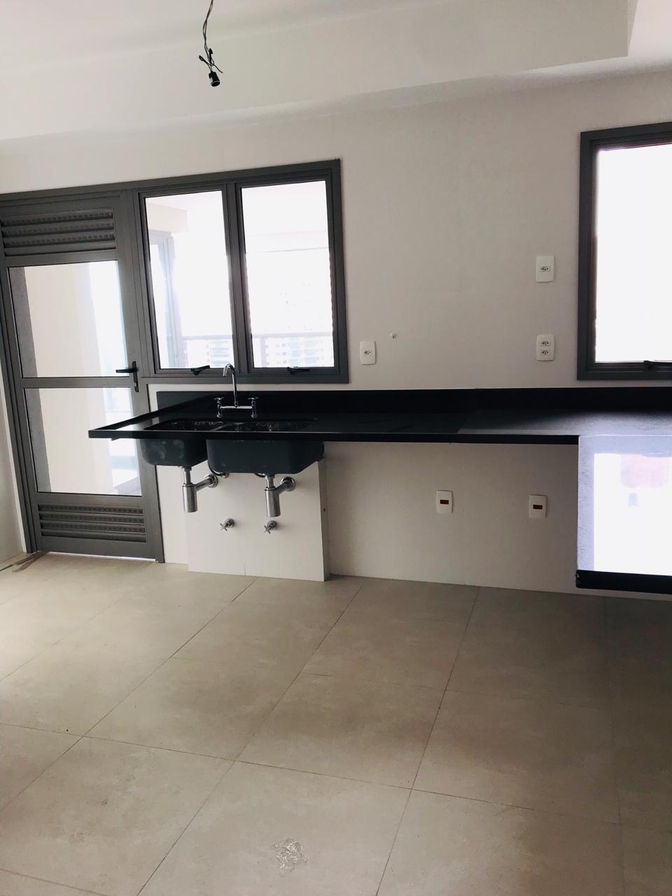 Apartamento à venda e aluguel com 4 quartos, 193m² - Foto 8