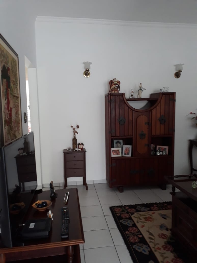 Casa à venda com 2 quartos, 250m² - Foto 5