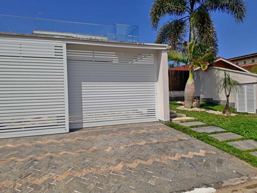 Casa à venda com 5 quartos, 504m² - Foto 1