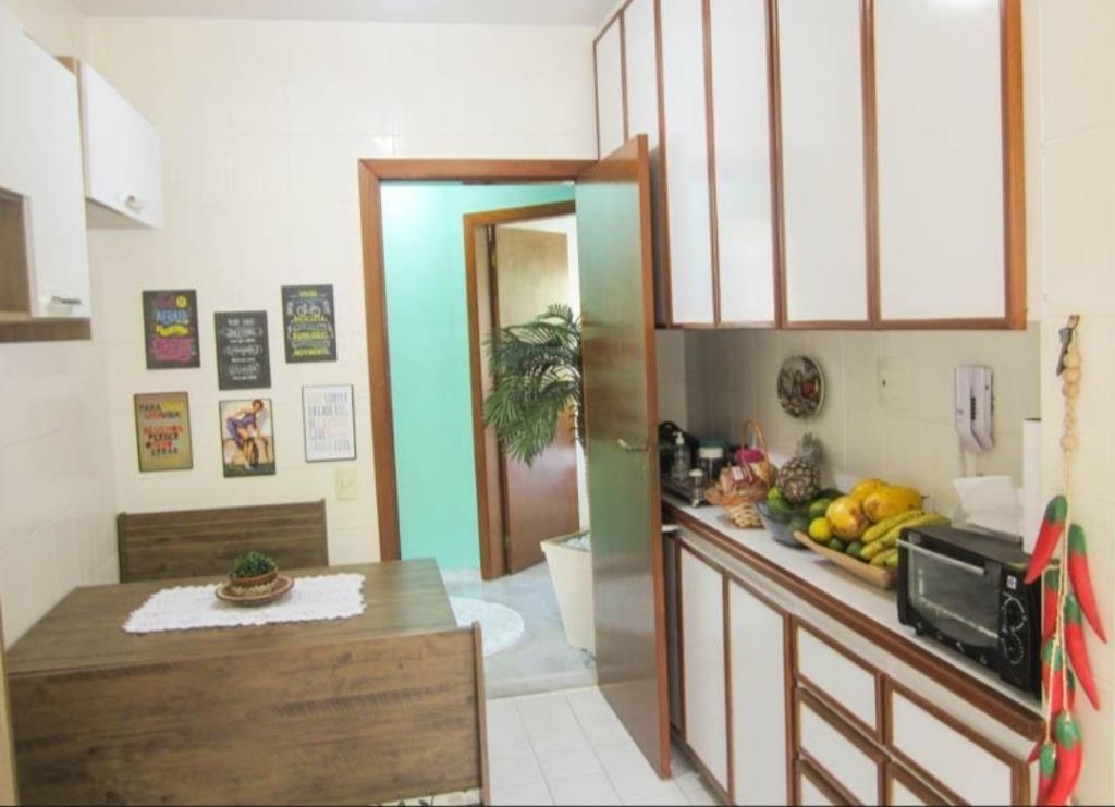 Apartamento à venda com 3 quartos, 240m² - Foto 13