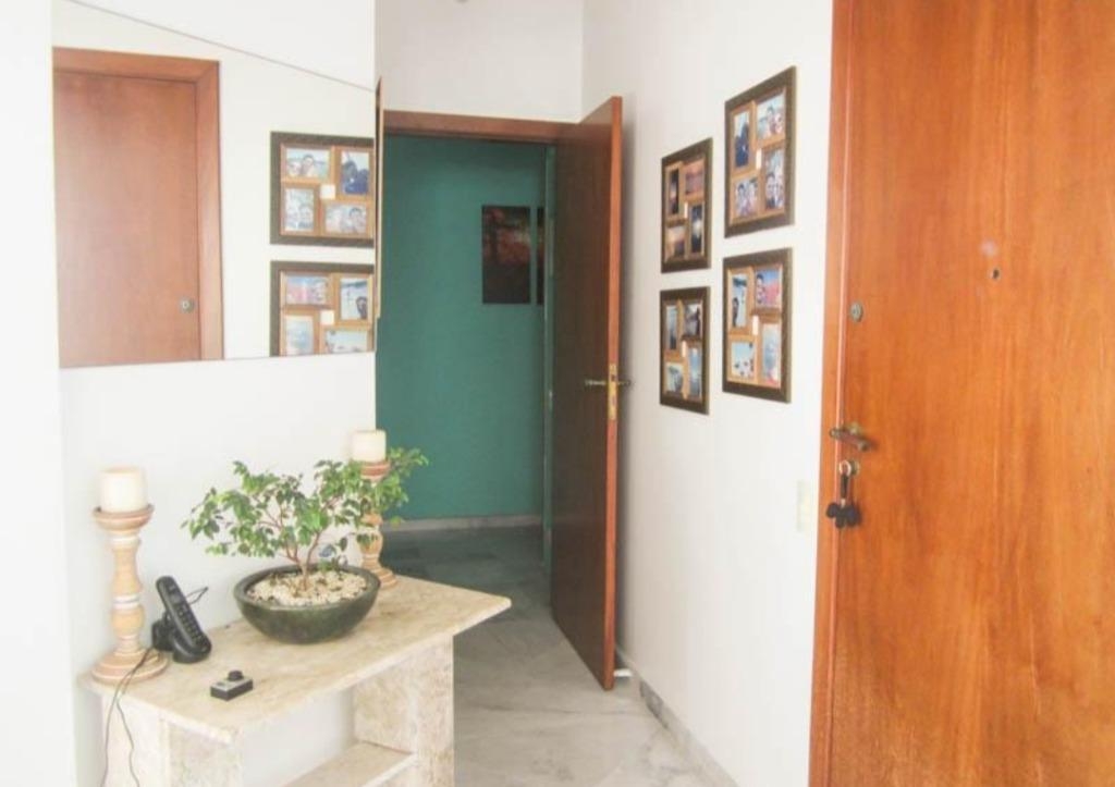 Apartamento à venda com 3 quartos, 240m² - Foto 14