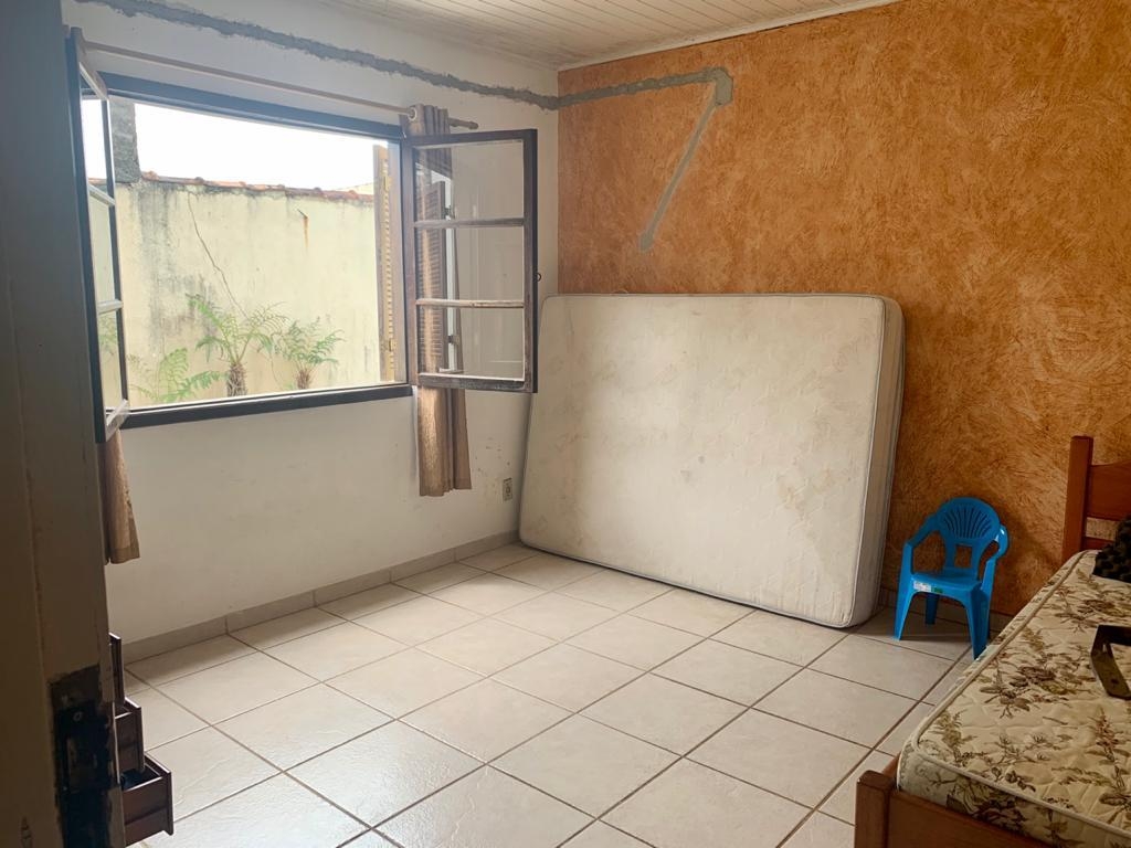 Casa à venda com 4 quartos, 340m² - Foto 11