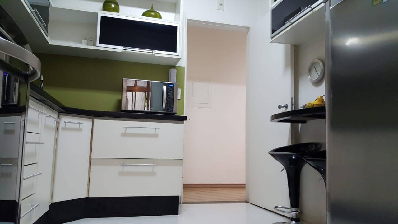 Apartamento à venda com 2 quartos, 58m² - Foto 25