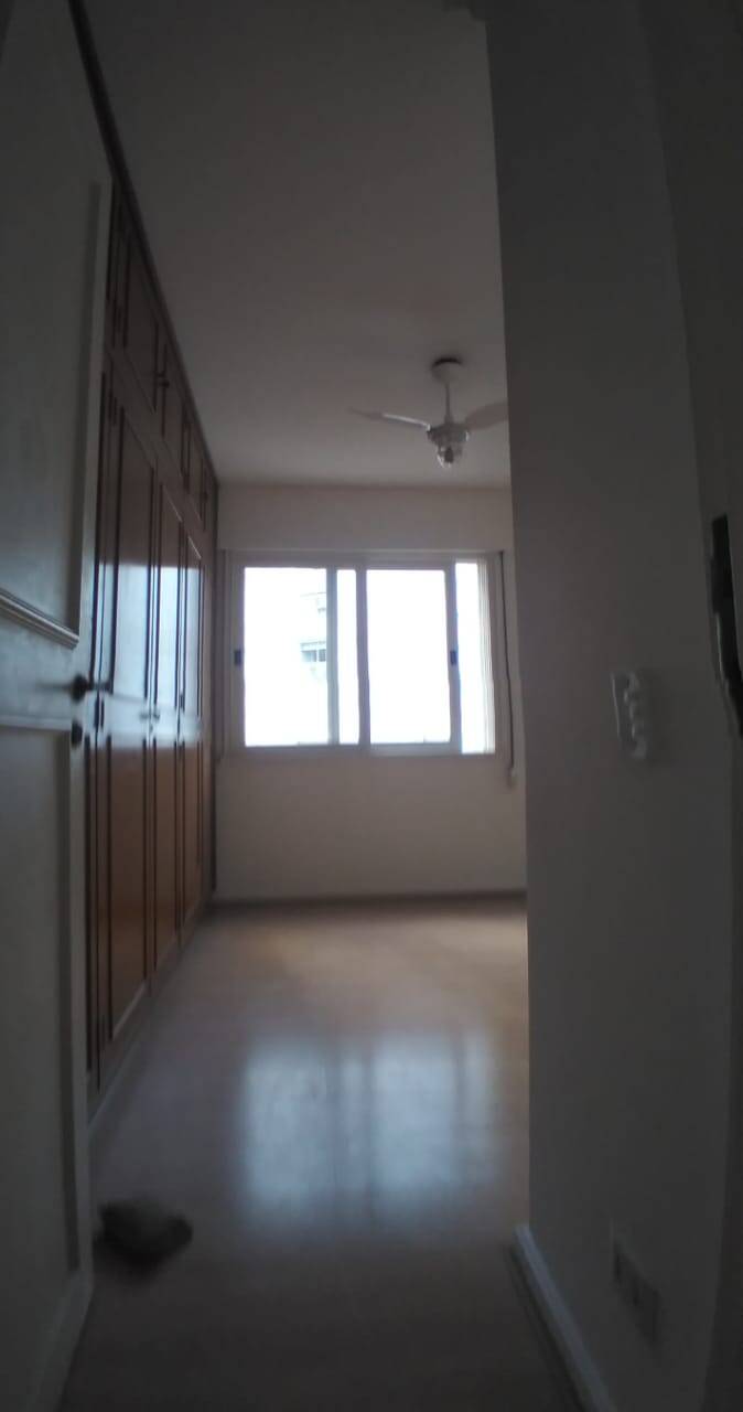 Apartamento à venda com 4 quartos, 143m² - Foto 8