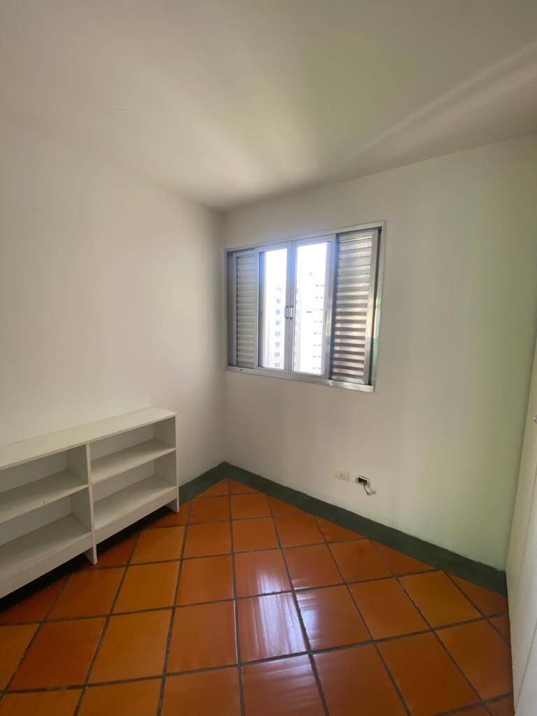 Apartamento para alugar com 3 quartos, 65m² - Foto 8