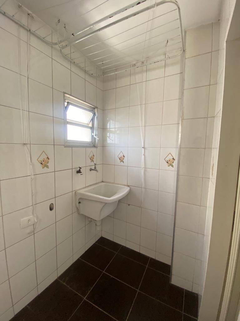 Apartamento para alugar com 3 quartos, 65m² - Foto 12