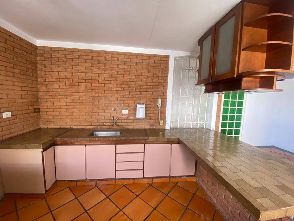 Apartamento para alugar com 3 quartos, 65m² - Foto 1