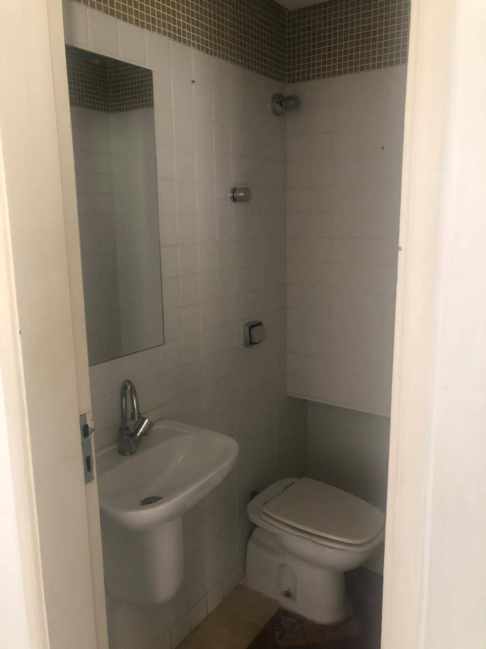 Apartamento para alugar com 2 quartos, 65m² - Foto 7