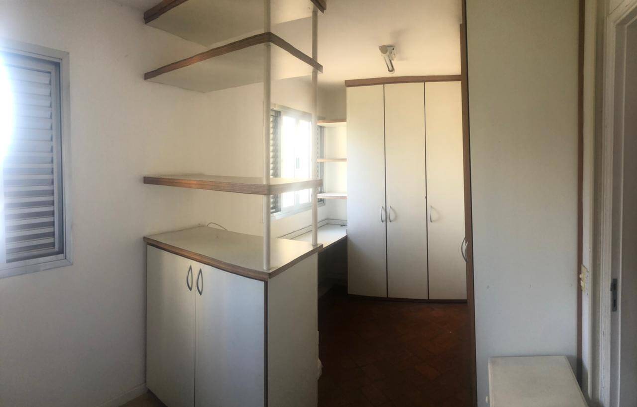 Apartamento para alugar com 2 quartos, 65m² - Foto 5