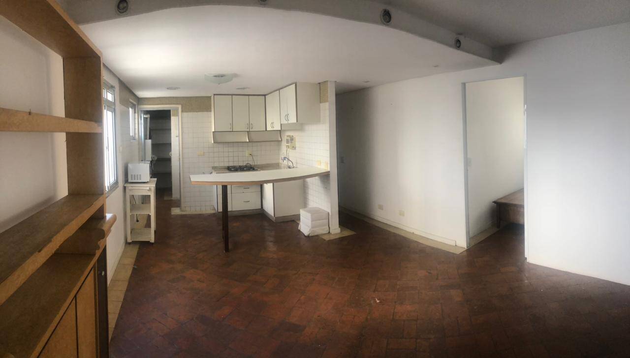 Apartamento para alugar com 2 quartos, 65m² - Foto 9