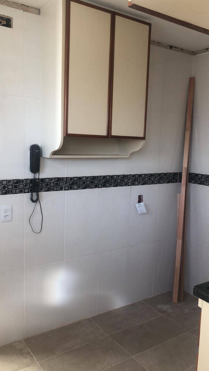 Apartamento para alugar com 2 quartos, 65m² - Foto 2