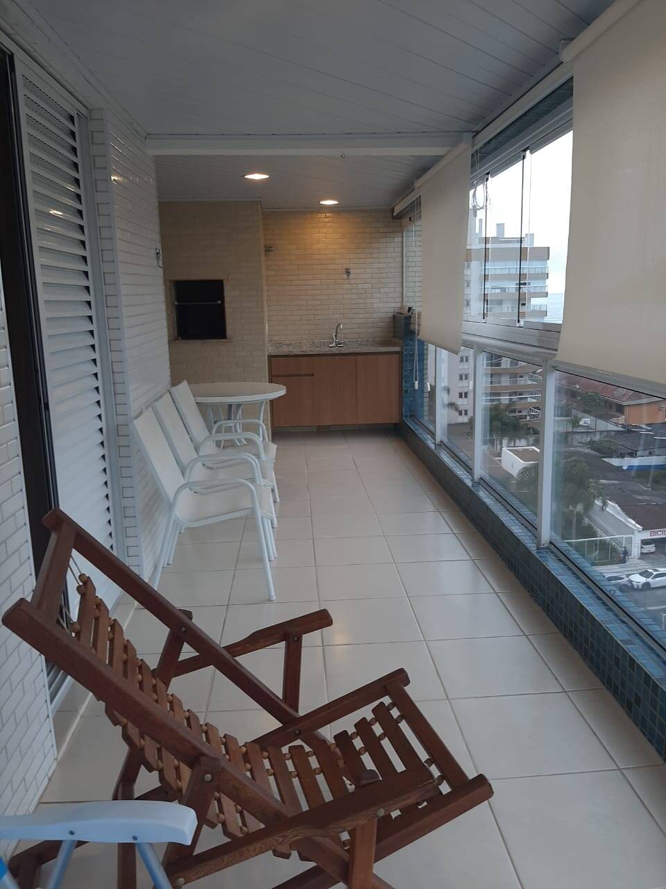 Apartamento à venda com 2 quartos, 87m² - Foto 3