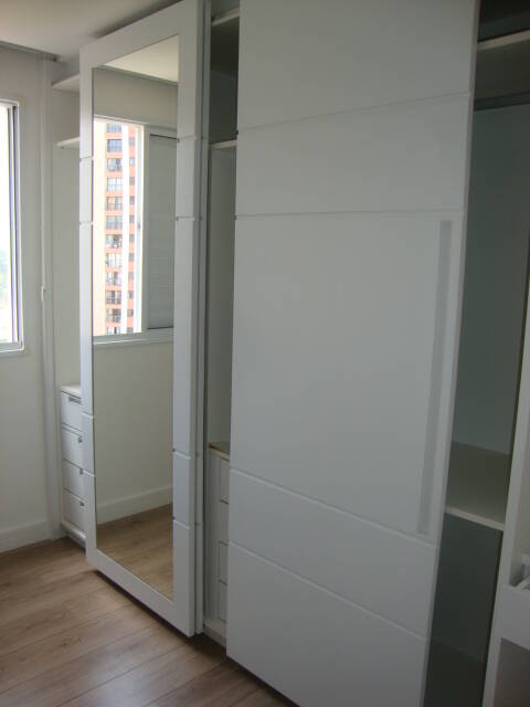 Apartamento à venda com 3 quartos, 75m² - Foto 32