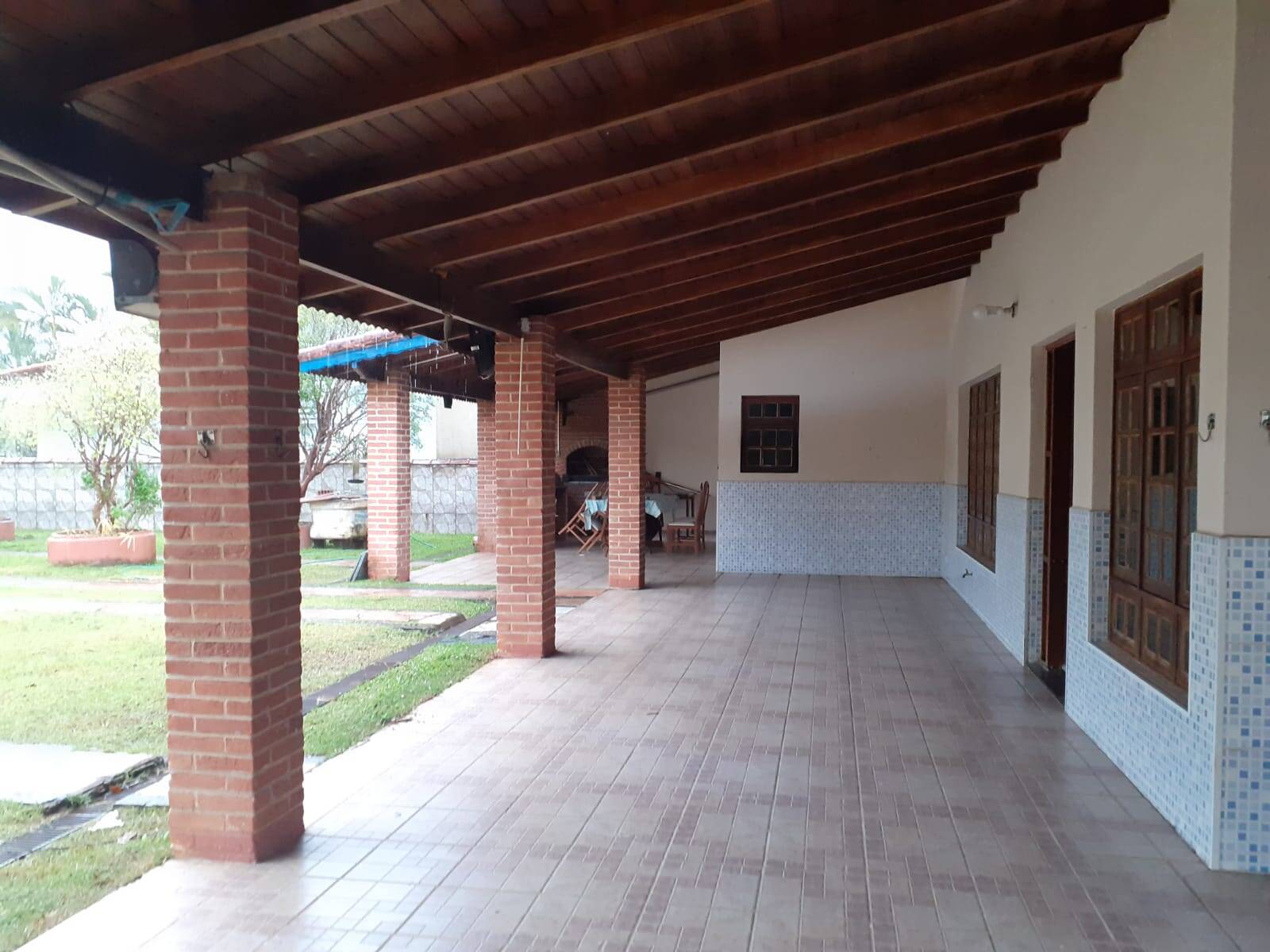 Casa à venda com 3 quartos, 400m² - Foto 3