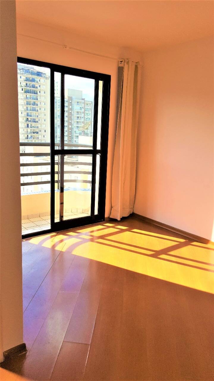 Apartamento à venda e aluguel com 1 quarto, 28m² - Foto 2