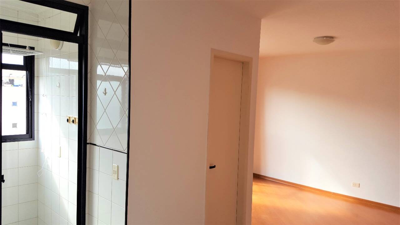 Apartamento à venda e aluguel com 1 quarto, 28m² - Foto 12