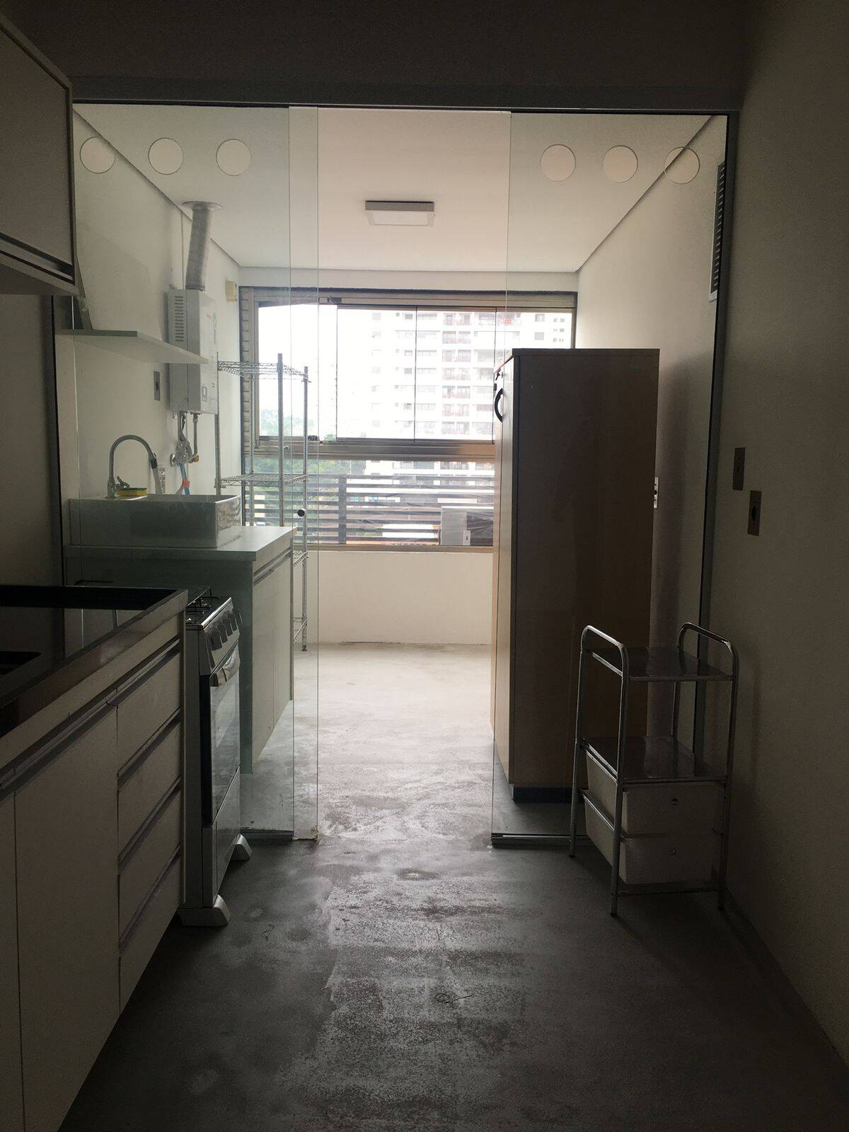 Apartamento para alugar com 1 quarto, 75m² - Foto 5