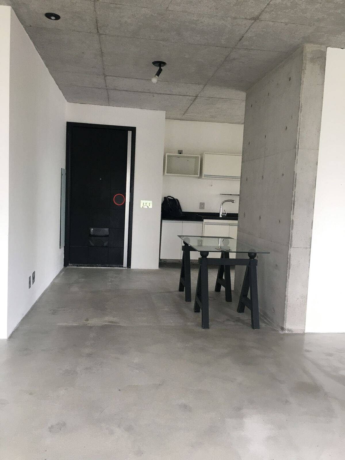 Apartamento para alugar com 1 quarto, 75m² - Foto 8