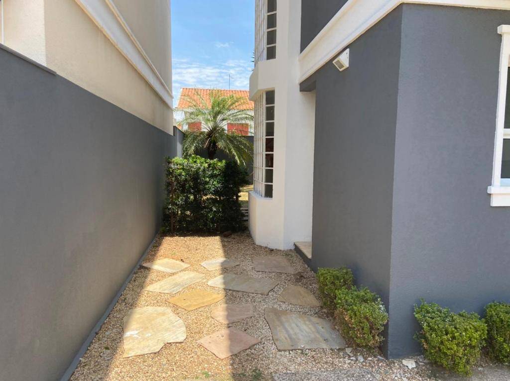 Casa à venda com 3 quartos, 110m² - Foto 13