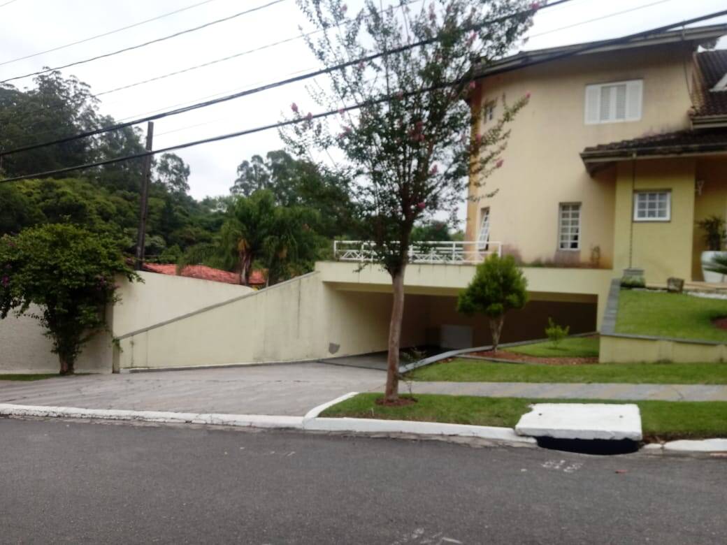 Casa à venda com 4 quartos, 460m² - Foto 2