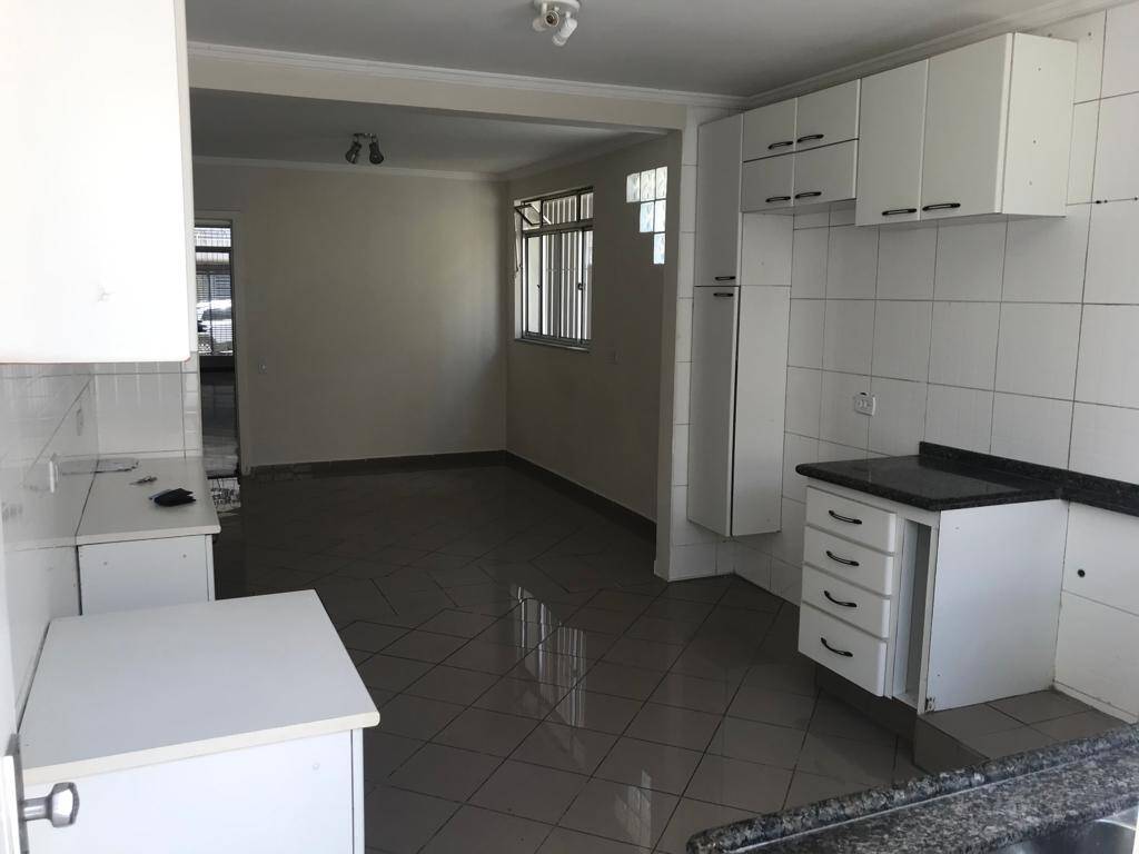 Casa à venda com 3 quartos, 230m² - Foto 18