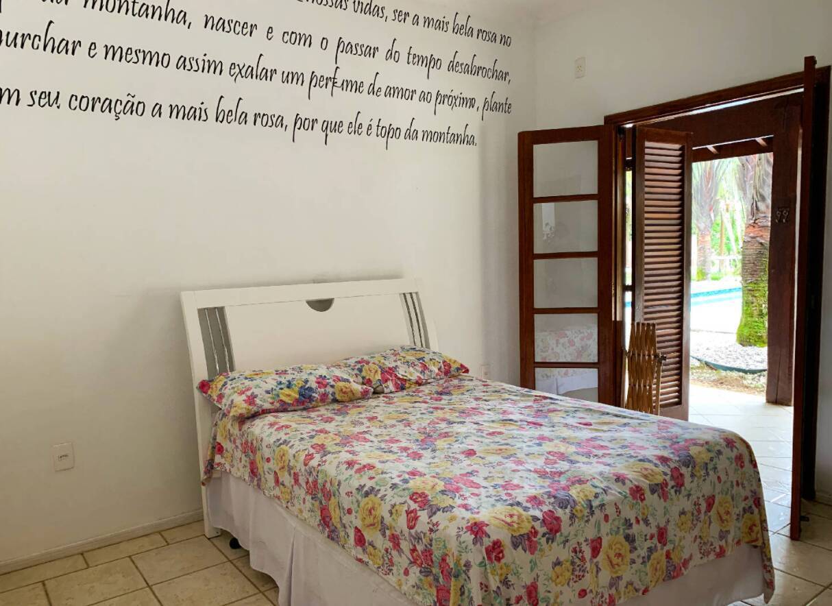 Casa à venda com 6 quartos, 1000m² - Foto 12