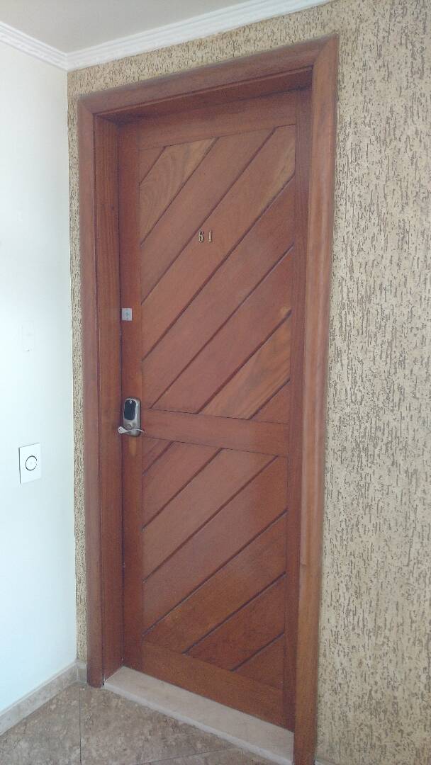 Apartamento para alugar com 2 quartos, 160m² - Foto 2