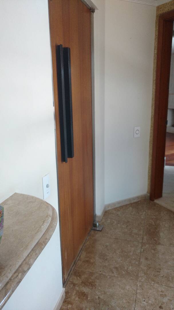 Apartamento para alugar com 2 quartos, 160m² - Foto 5