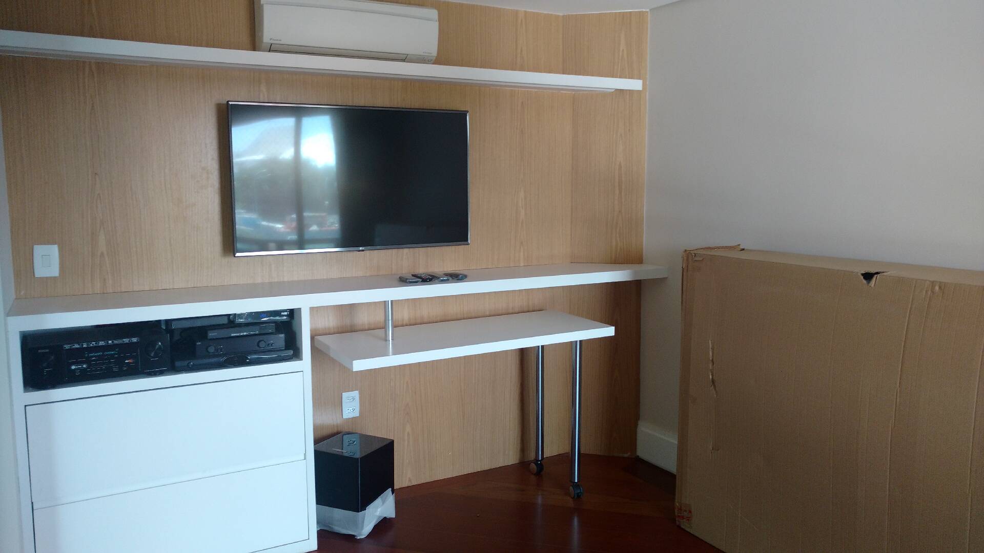 Apartamento para alugar com 2 quartos, 160m² - Foto 24