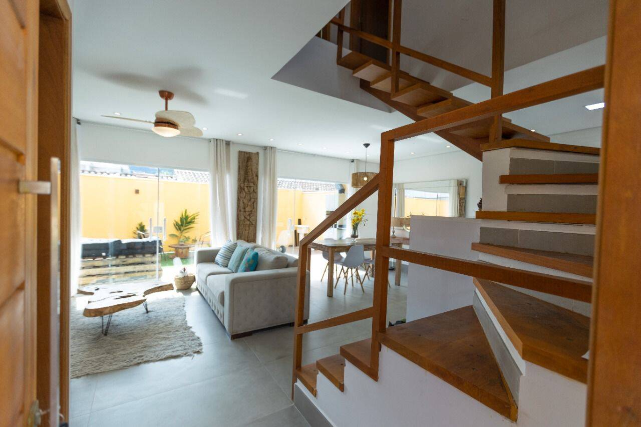 Casa à venda com 3 quartos, 112m² - Foto 19