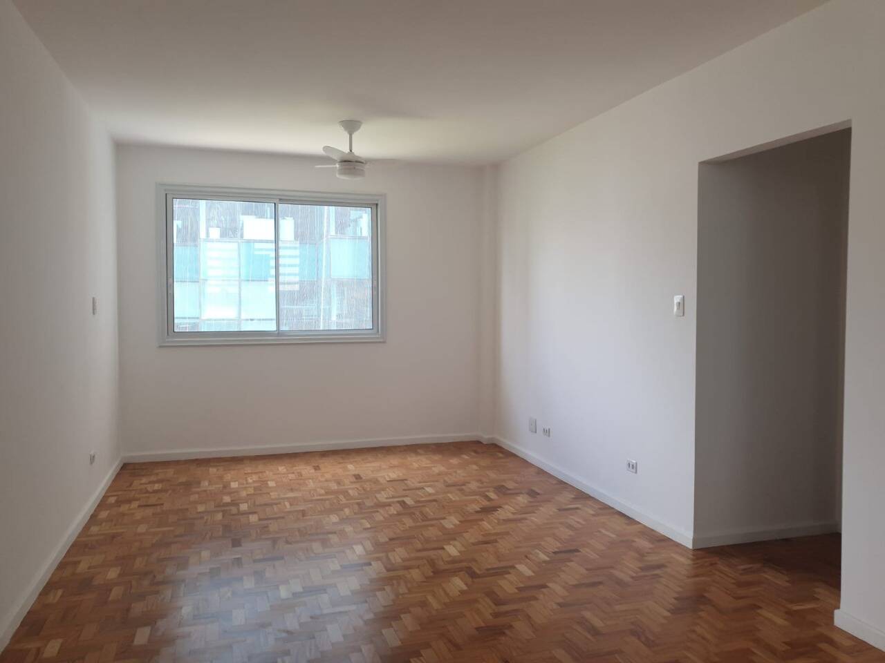 Apartamento para alugar com 3 quartos, 100m² - Foto 1