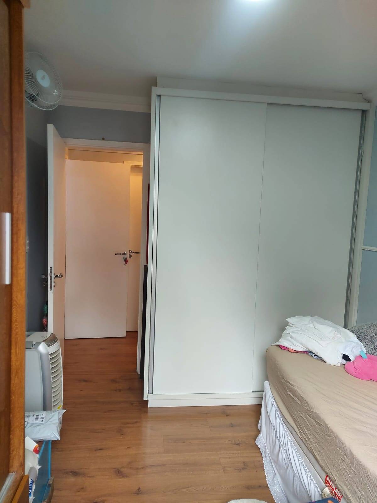 Apartamento à venda com 3 quartos, 67m² - Foto 2