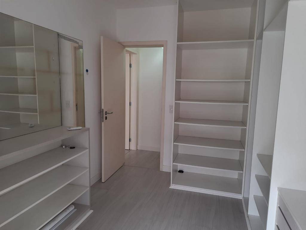 Apartamento à venda com 2 quartos, 92m² - Foto 13