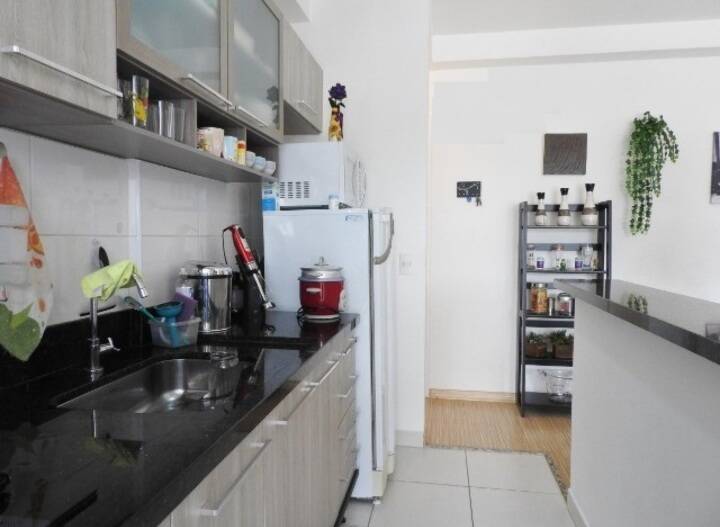 Apartamento para alugar com 2 quartos, 65m² - Foto 11