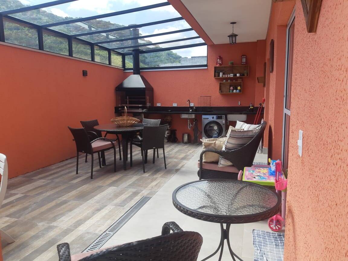 Casa à venda com 3 quartos, 112m² - Foto 2