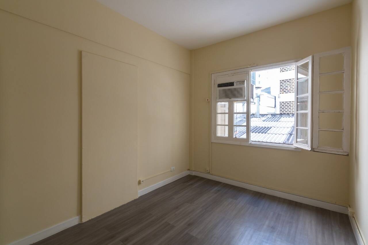 Apartamento à venda com 4 quartos, 183m² - Foto 28