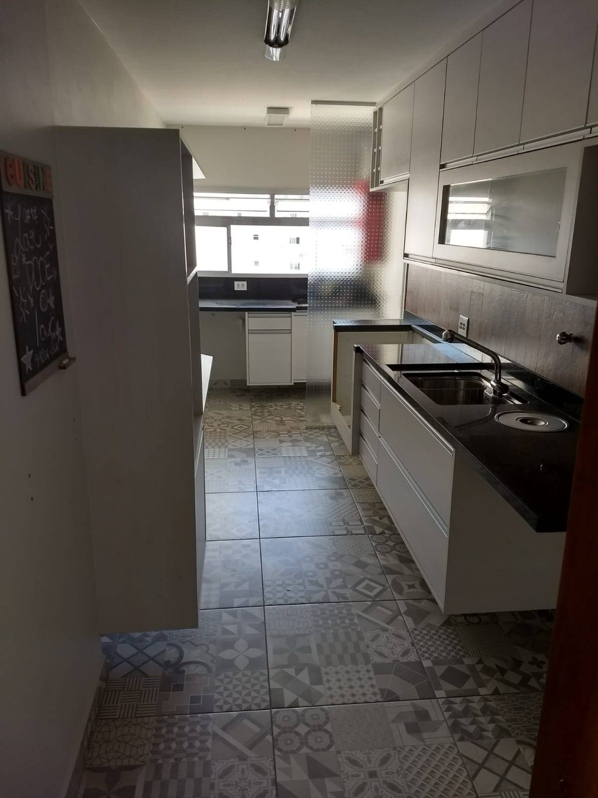 Apartamento à venda com 3 quartos, 68m² - Foto 18