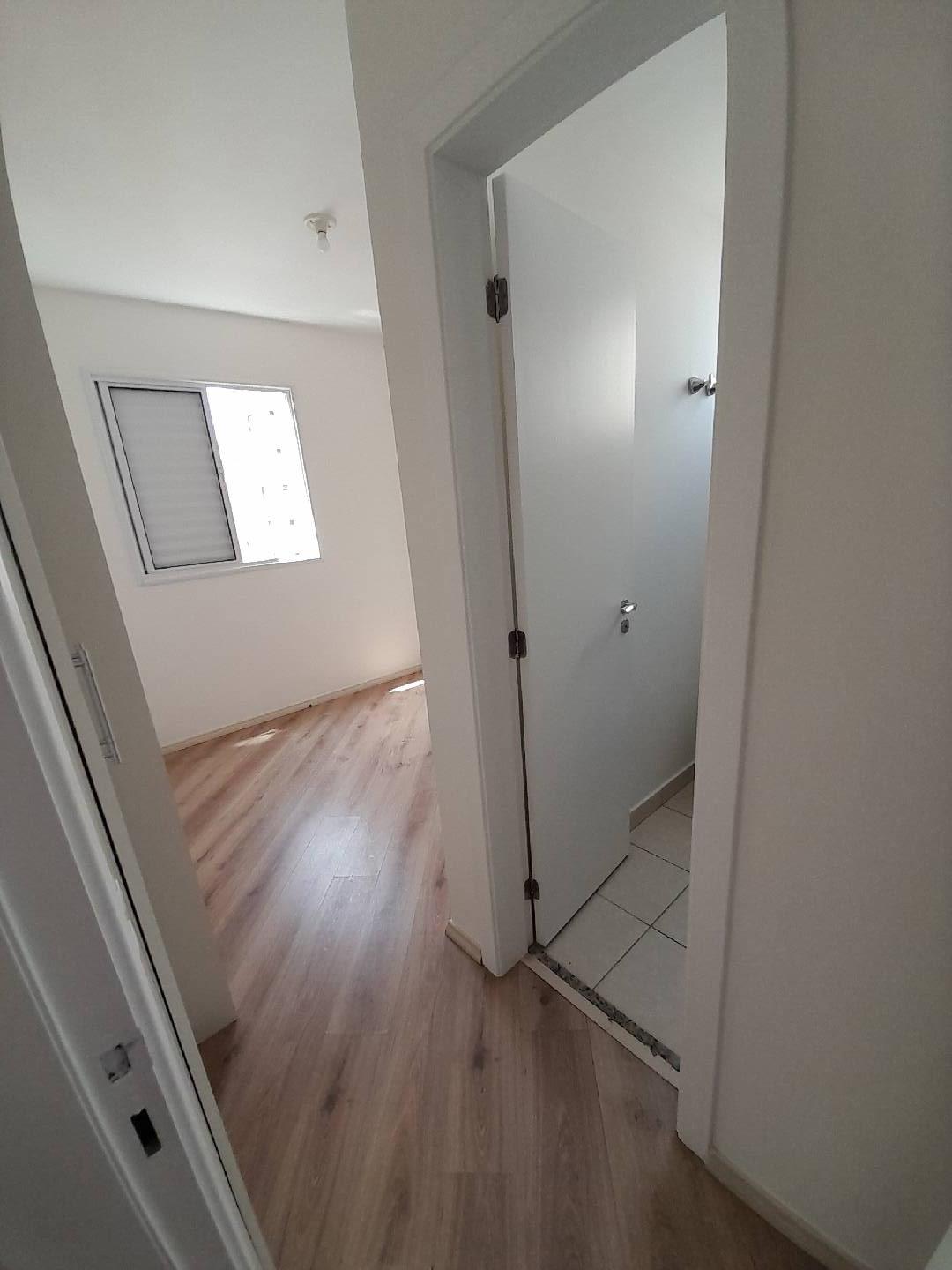 Apartamento para alugar com 2 quartos, 70m² - Foto 15