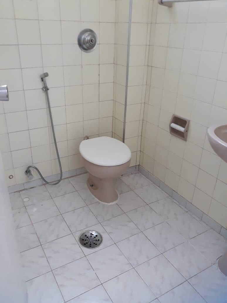 Apartamento para alugar com 2 quartos, 65m² - Foto 3