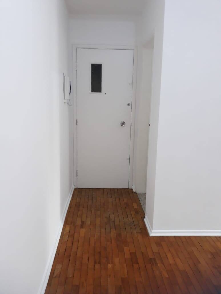 Apartamento para alugar com 2 quartos, 65m² - Foto 2