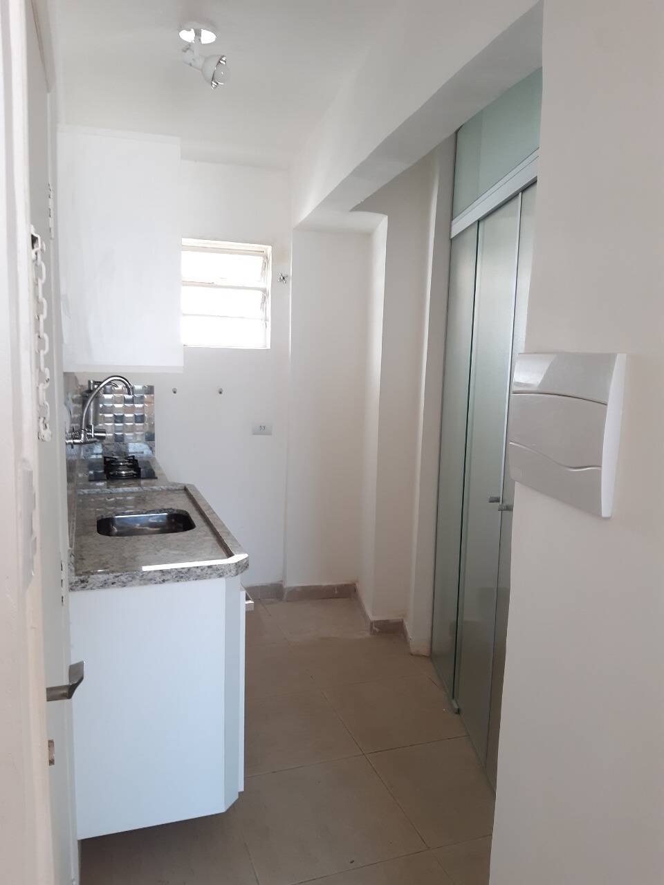 Apartamento à venda com 1 quarto, 44m² - Foto 5