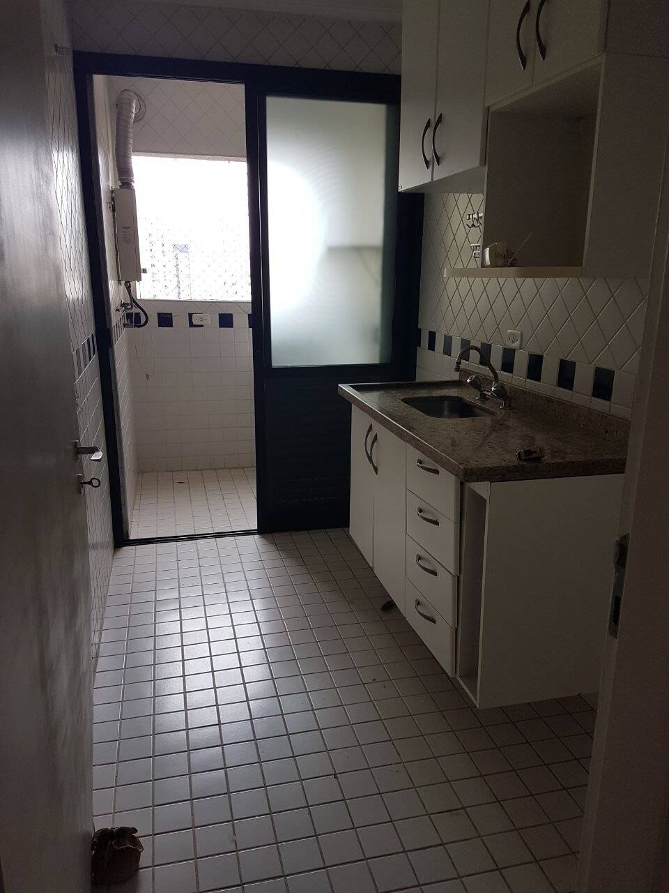 Apartamento para alugar com 2 quartos, 61m² - Foto 2