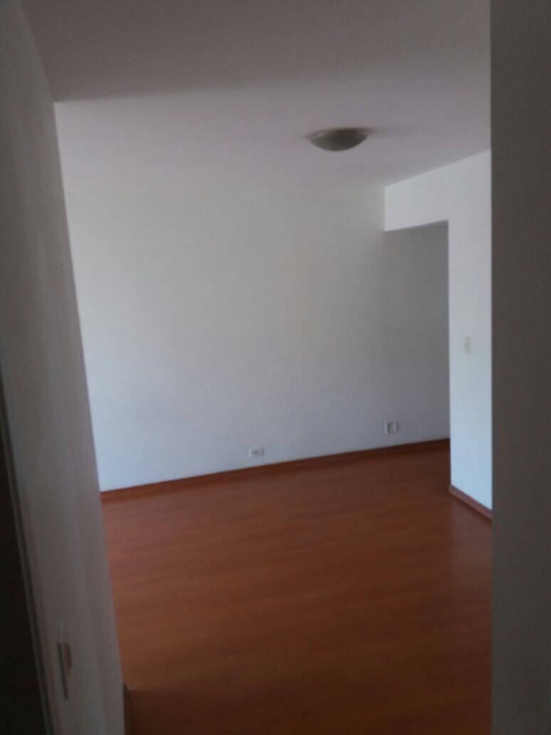 Apartamento para alugar com 2 quartos, 61m² - Foto 22