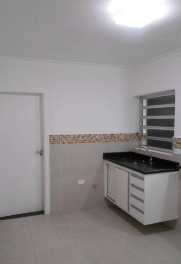 Apartamento para alugar com 1 quarto, 69m² - Foto 1