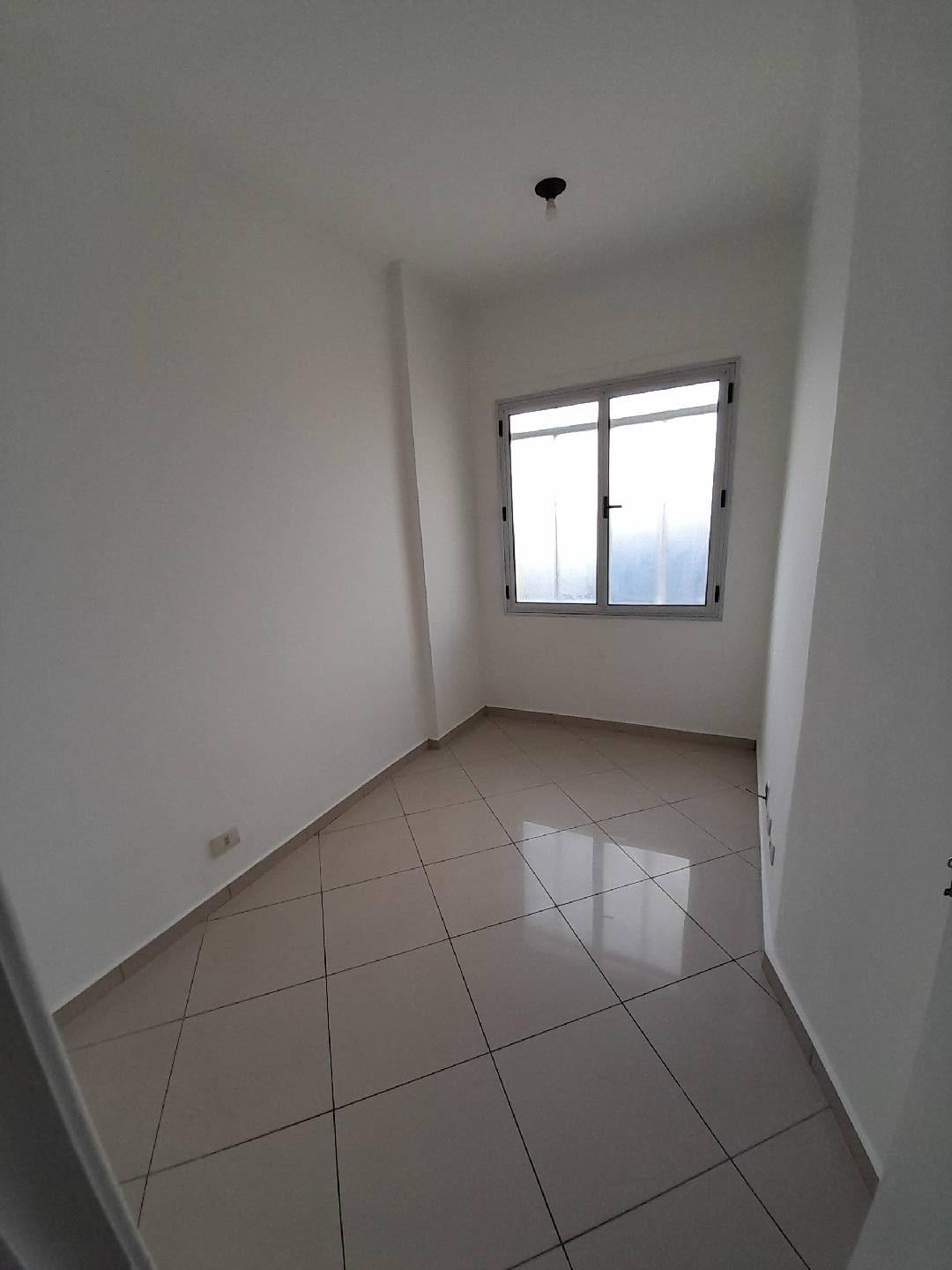 Apartamento à venda com 2 quartos, 57m² - Foto 3