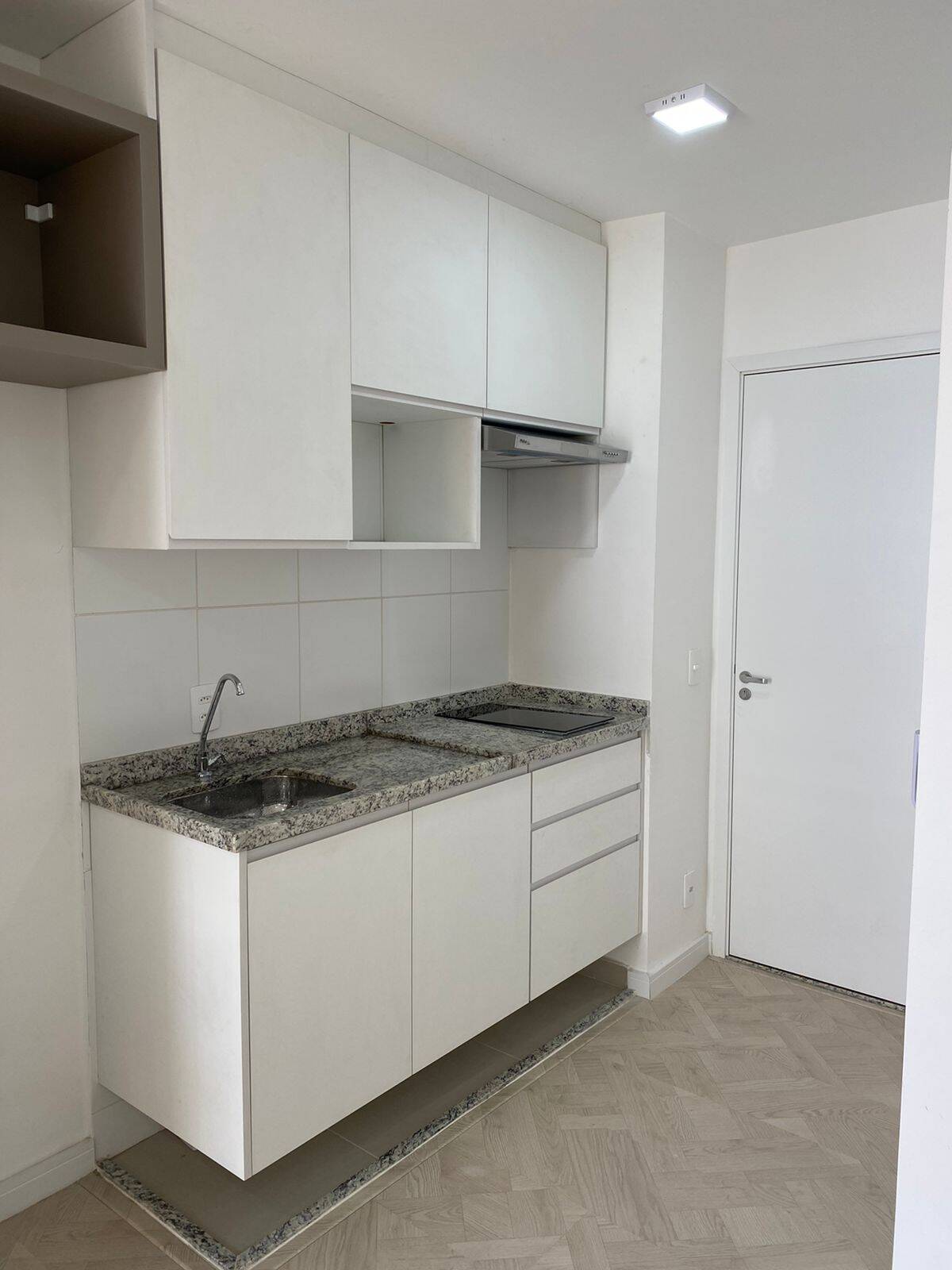 Apartamento para alugar com 1 quarto, 26m² - Foto 35